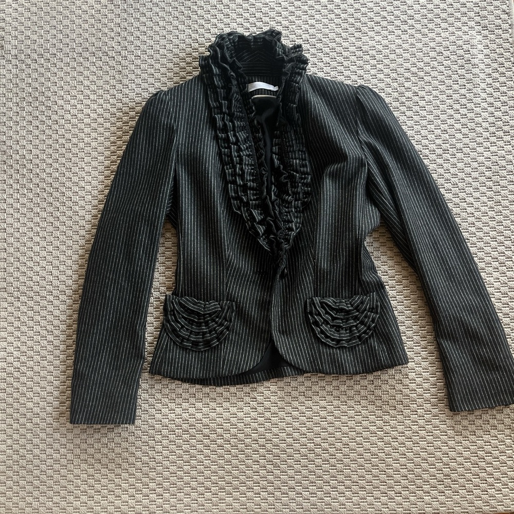 Anne Fontaine Black Blazer with Notched Lapel and Structured Shoulders